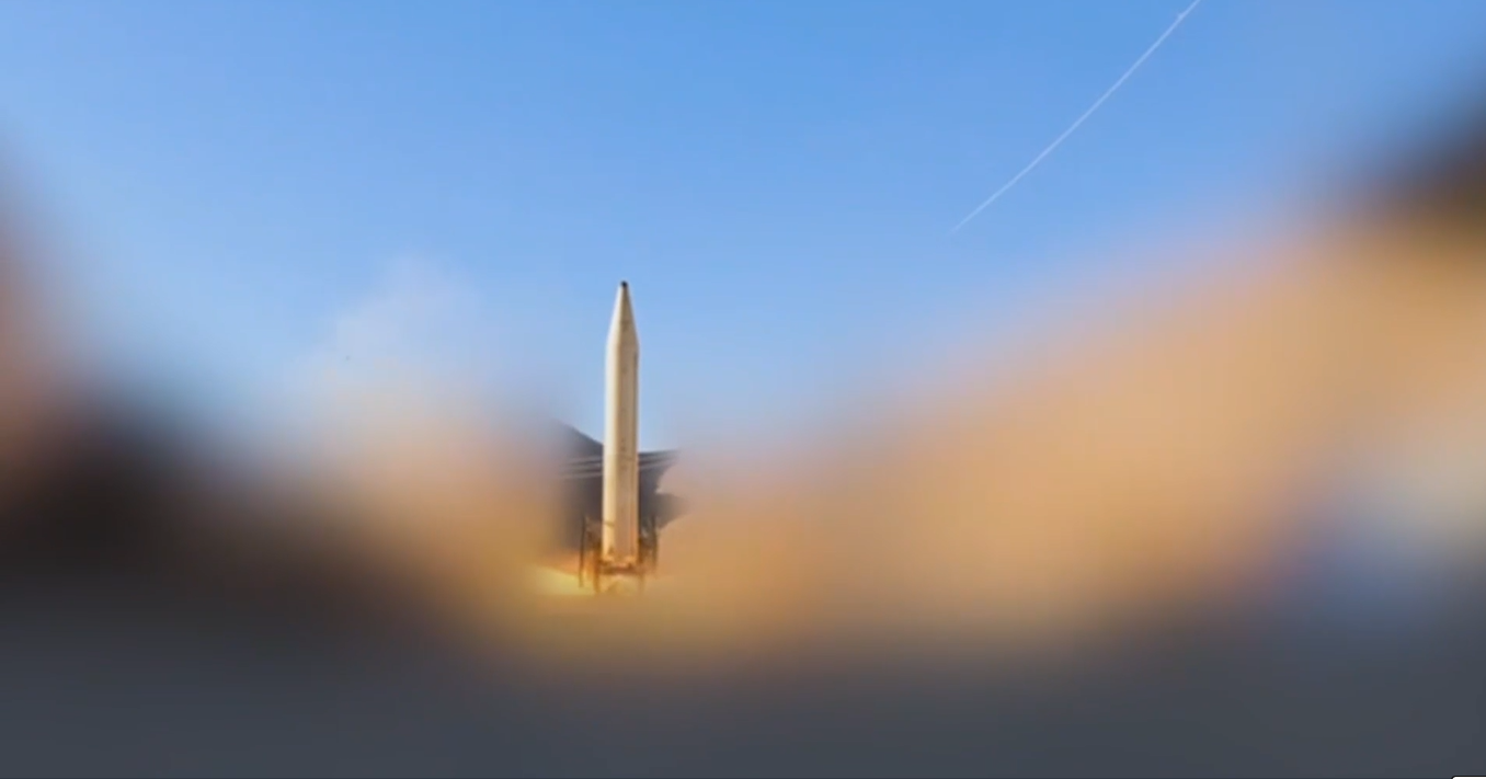 Iran announces new escalation and threatens the US and Israel